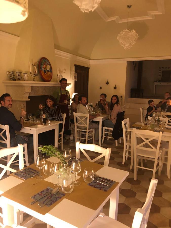 Dimora Dell'Arte Hotel Navelli Bagian luar foto