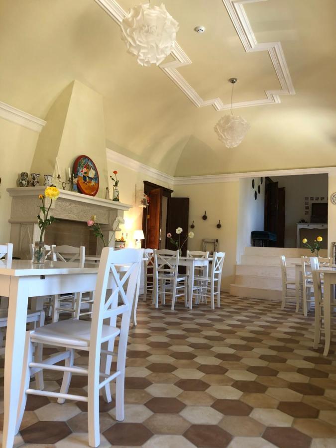 Dimora Dell'Arte Hotel Navelli Bagian luar foto